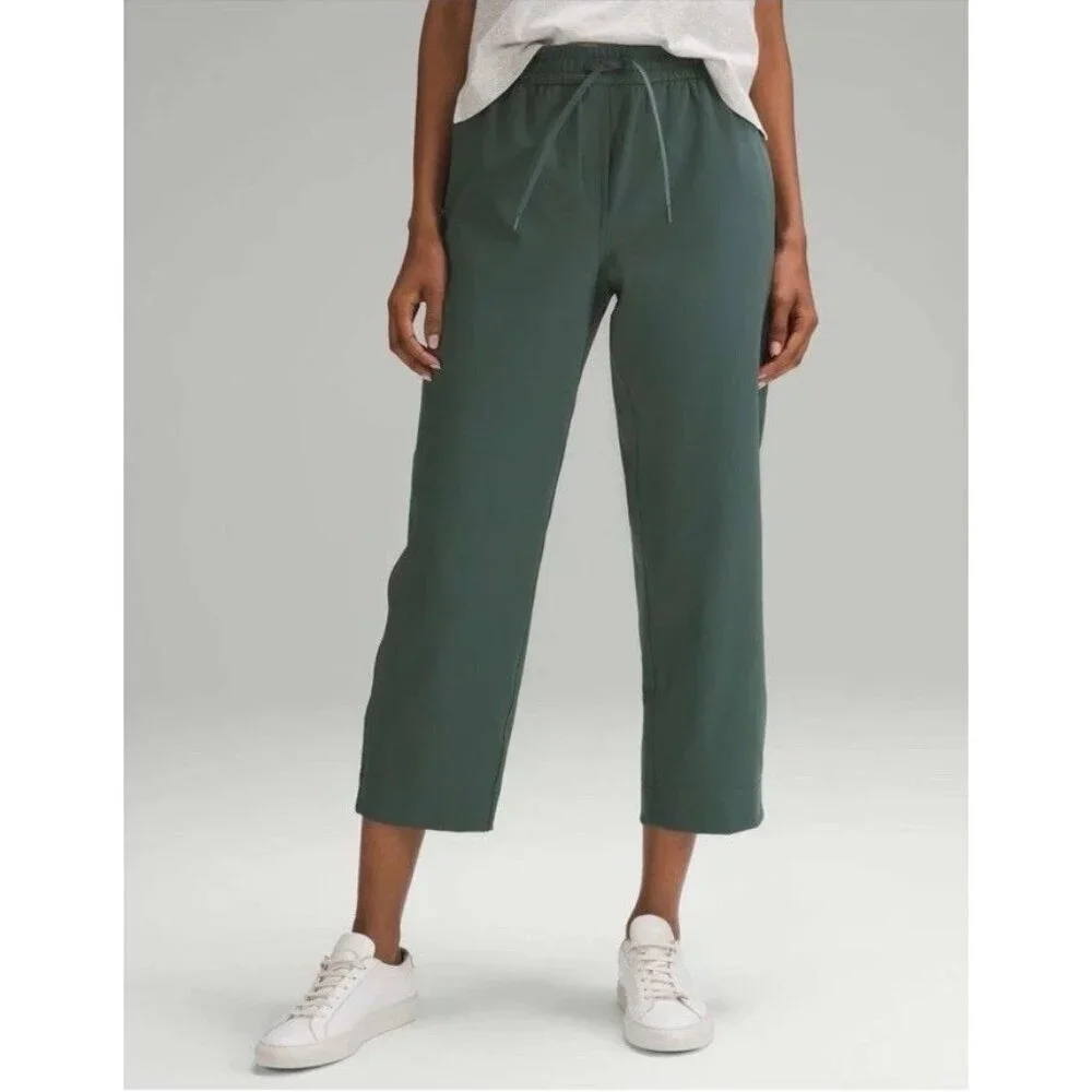 Lululemon Tapered-Leg Mid-Rise Crop 25" *Luxtreme Dark Forest Size Medium - Picture 2 of 16